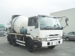 nissan diesel 1996